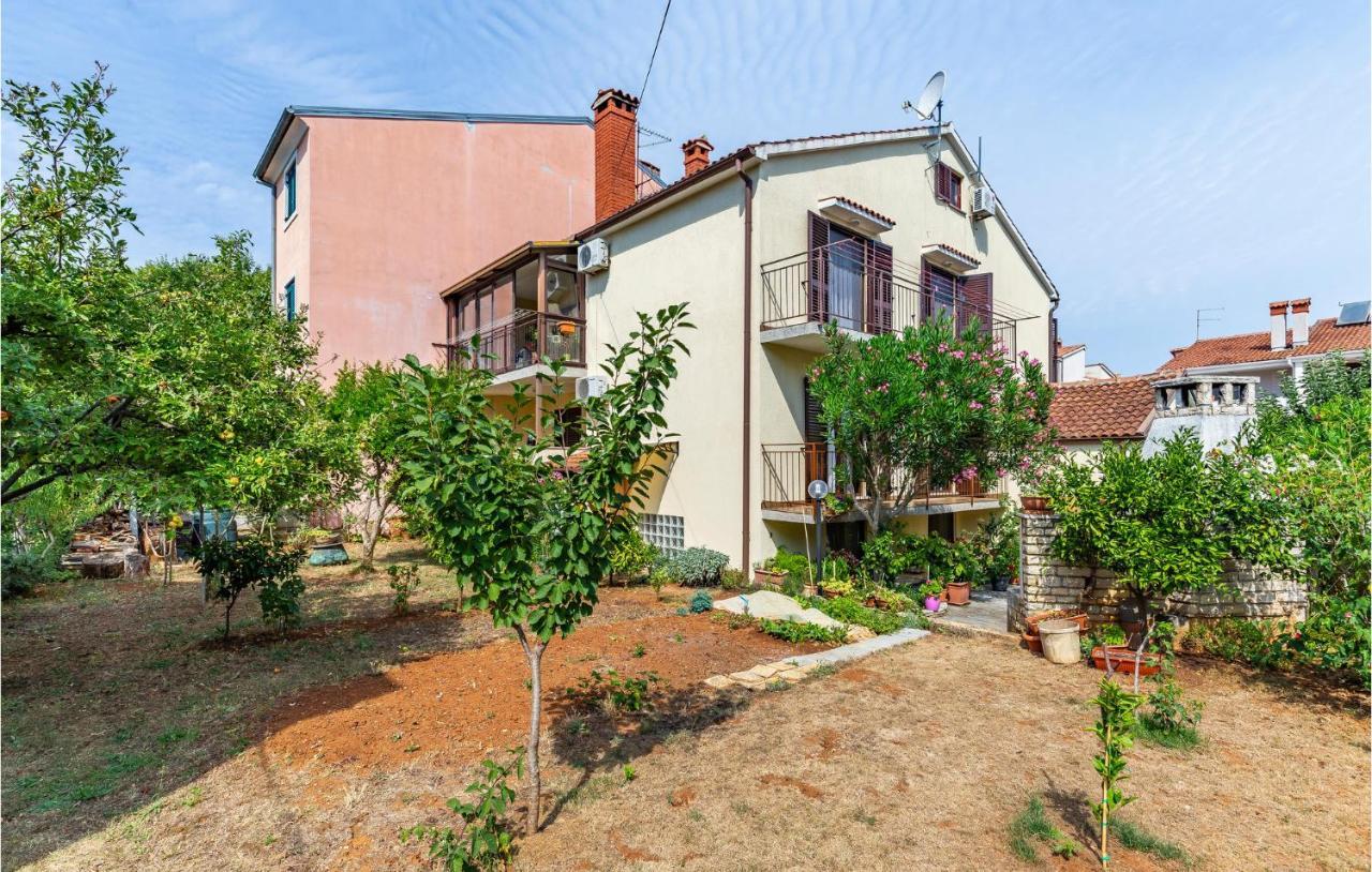 2 Bedroom Stunning Apartment In Rovinj Exterior photo